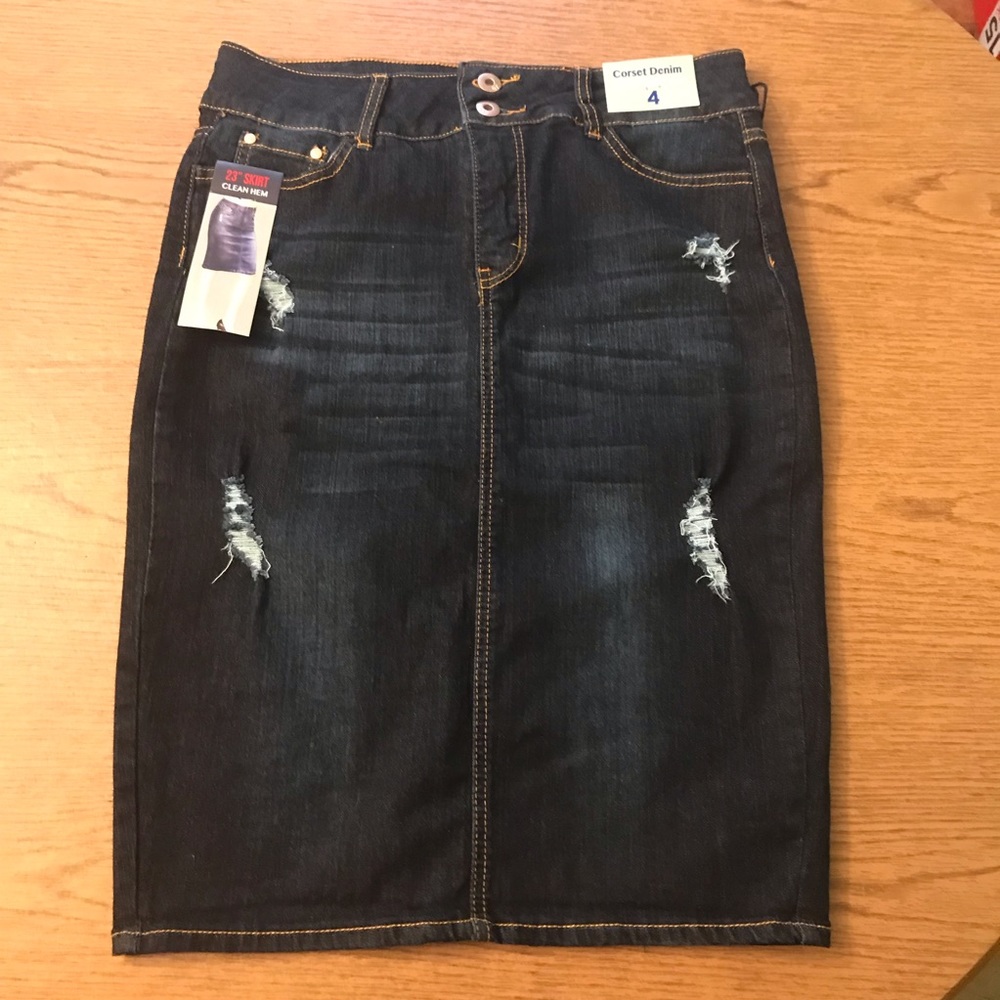 NWT !it Midi Denim Skirt